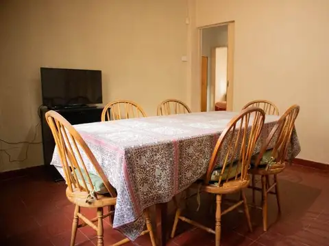 Casa 4 ambientes con 1 baño