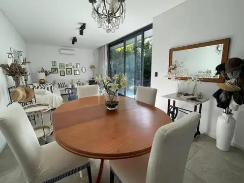 Saavedra 300, Mar Del Plata, Buenos Aires, Argentina.