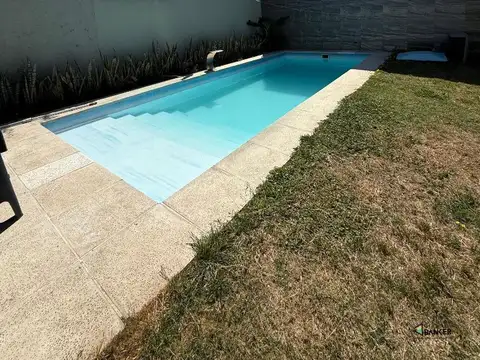 Facundo ZuvirÍa 1661