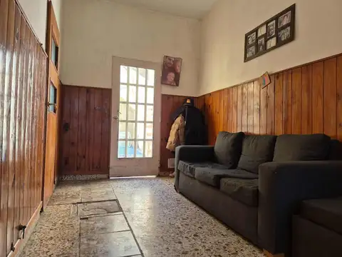 Calle Pellegrini 5600