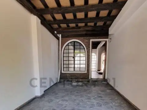 Casa en Alquiler en La Plata, $ 950.000