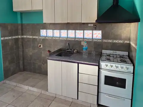Depto Tipo Casa 2 ambientes con 1 baño