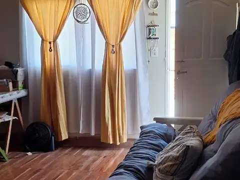 Casa en Venta - 2 Dormitorios 1 Baño - 80mts - Almirante Brown