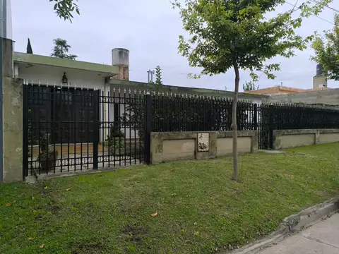 Venta casa 3 dormitorios alta gracia