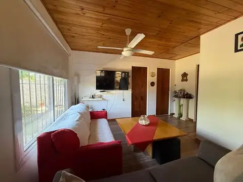 VENTA CASA CON PILETA