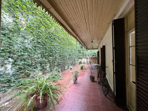 Local en Venta en Campana, USD 180.000