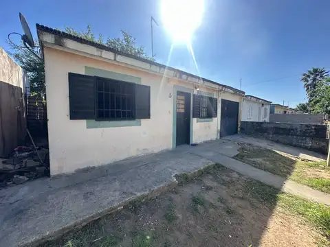 Venta Casa 2 Dorm Ampliacion Ferreyra 250m2Terreno