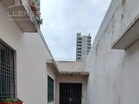 Casa en Venta en Berazategui, USD 190.000