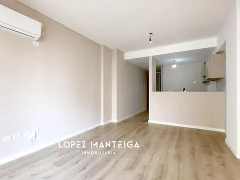 Monoambiente con balcón Venta en Villa Urquiza