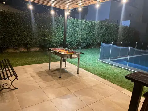 Casa en Pueblo Esther