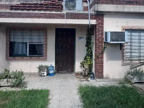 Vendo Casa con Posibilidad de Financiar en Villa de Mayo