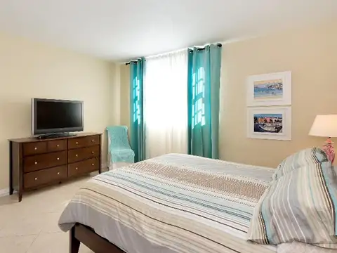 S Ocean Dr 3900