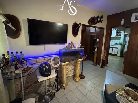 Depto Tipo Casa en Venta de 6 ambientes