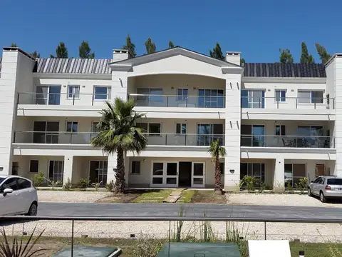 Departamento  en Alquiler en Boulevard del Sol, Pilar, G.B.A. Zona Norte