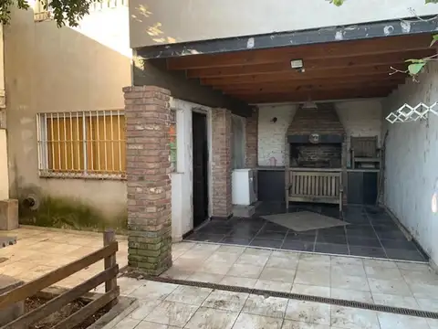 Casa en Venta en Alberdi, USD 89.000