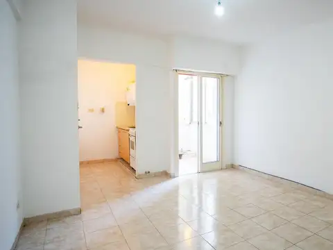 Venta departamento 2 ambientes en el centro de Ramos Mejía.
