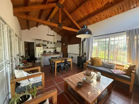 Parque Sakura Moreno 548