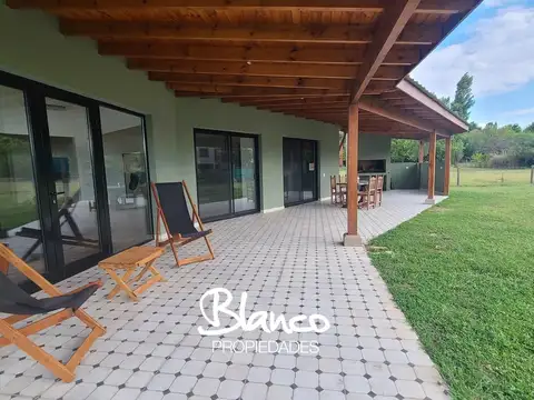 Los Alcanfores -