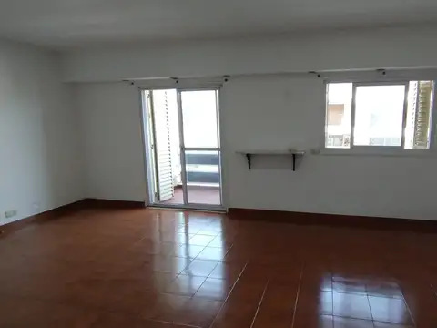 VENTA - Depto 4 amb de 100 mts2 en Lomitas!