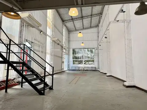 Local en Las Cañitas