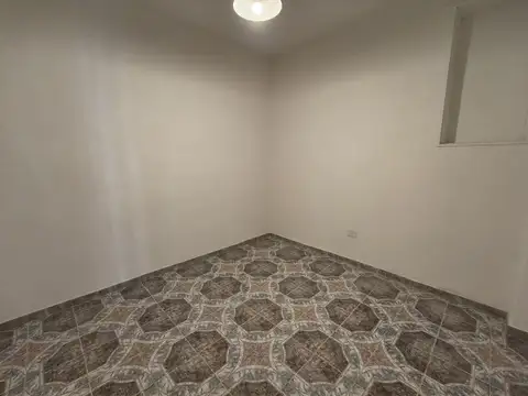 Departamento en Alquiler en Berazategui, $ 380.000