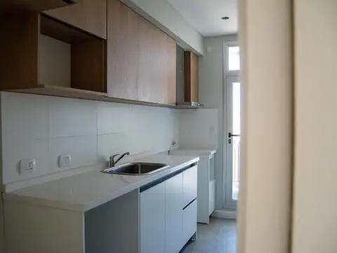 Boulevard Pellegrini  al 2700