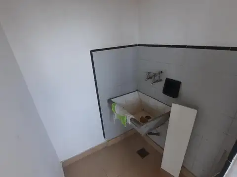 Depto Tipo Casa 3 ambientes con 1 baño