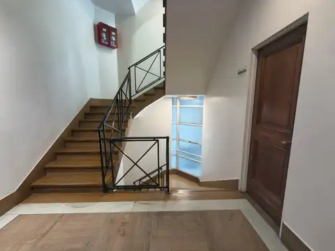 Oficina en Alquiler en San Nicolás, USD 2.700