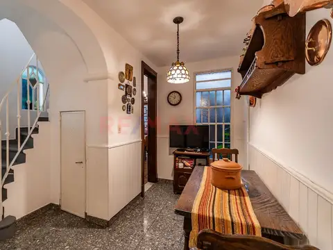 Casa 5 ambientes con 1 baño