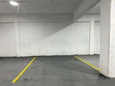 Cochera en Alquiler Fija