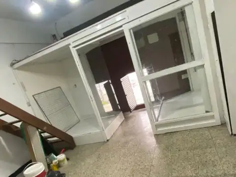 Local en Alquiler en Loma Hermosa, $ 700.000