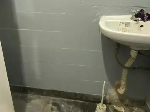 Local en Alquiler 50 años