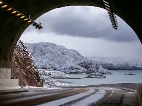 VENTA CABAÑA A ESTRENAR FRENTE AL DIQU POTRERILLOS