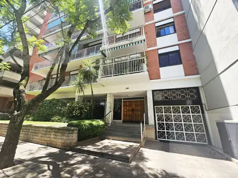 Venta – Departamento 3 Ambientes con Dependencia - Olivos con Gran Jardín, cochera y baulera