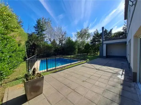Casa en Alquiler de 3 dormitorios