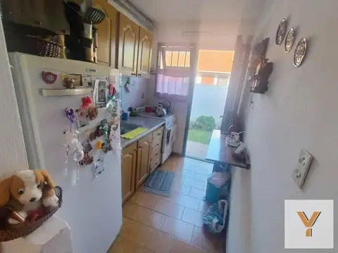 Casa en Venta - 2 Dormitorios 1 Baño - 70mts - Mar Del Tuyu