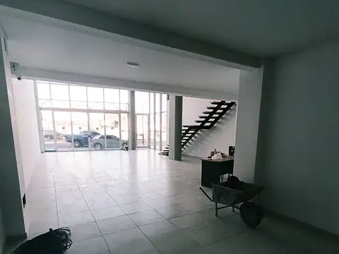 Salón comercial en venta excelente ubicación 