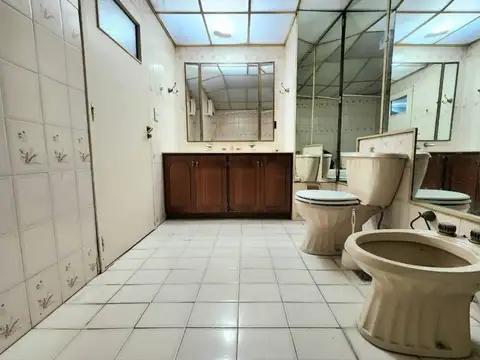 Chalet 5 ambientes Castelar Norte