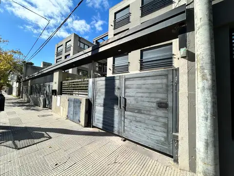 Departamento en Alquiler con 1 cochera
