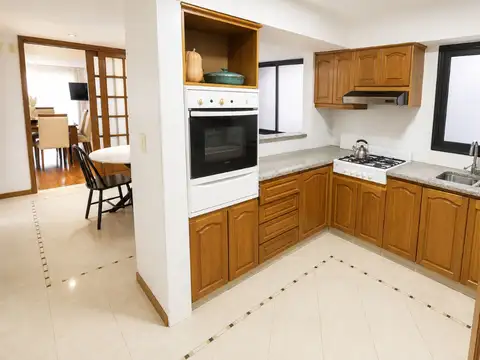 Departamento 4 ambientes con 2 baños