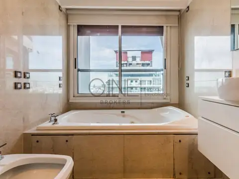 Departamento 6 ambientes con 7 baños
