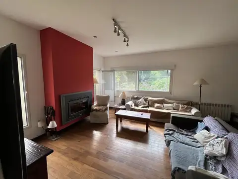 Casa en Alquiler de 3 dormitorios