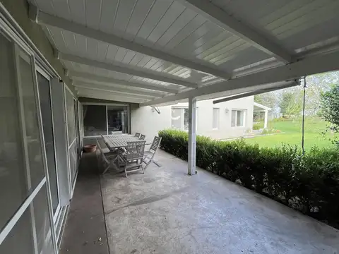 Casa en Alquiler al Norte