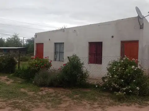 Coronel Moldes. San Martín 100