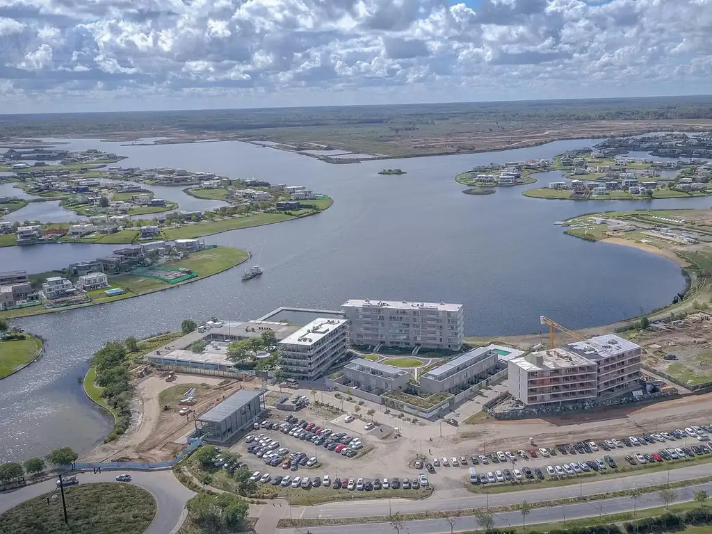 Terreno - 1.000  m² Total | 21  mts Frente | 18  mts Fondo