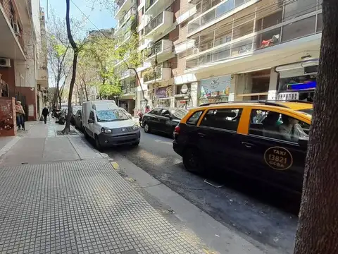 Cochera Fija Cubierta en Alquiler - 13 m² - Abasto