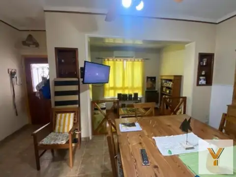 Casa en venta - 2 Dormitorios 2 Baños - 398,36Mts2 - San Antonio de Padua, Merlo