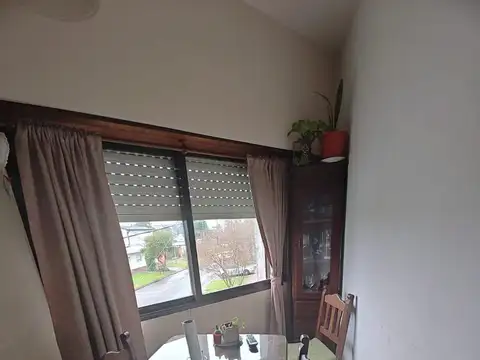 Depto Tipo Casa en Venta de 4 dormitorios