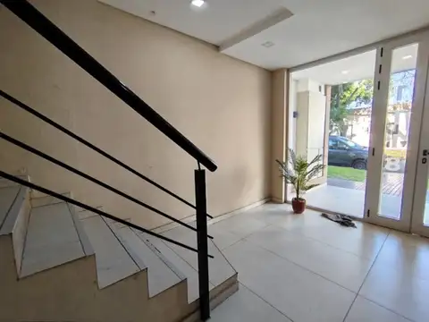 Warnes 1118 , Piso 2