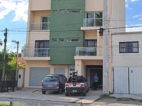 DEPARTAMENTOS CON AMBIENTES AMPLIOS Y LUMINOSOS